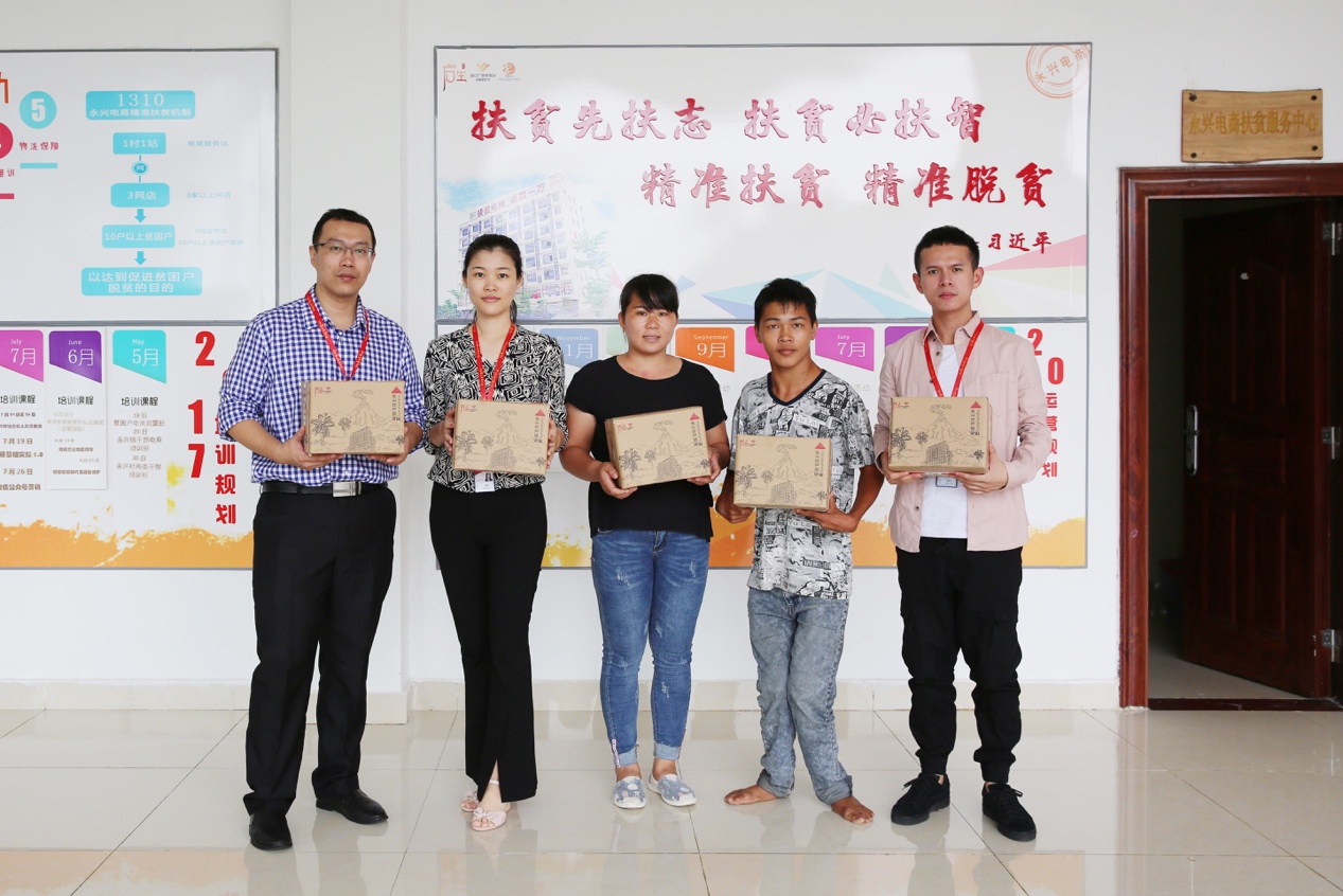 1508322616551042433.jpg 金服1.jpg